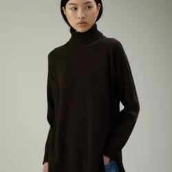 Maglia dolcevita in lana e cashmere con spacchi laterali - Thumbnail Image 1