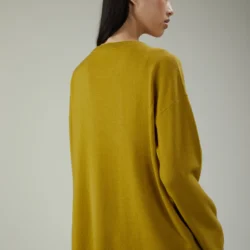 Maglia girocollo in lana e cashmere dal fondo stondato - Thumbnail Image 3