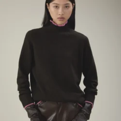 Maglione a collo alto con maniche raglan in lana e cashmere - Thumbnail Image 1