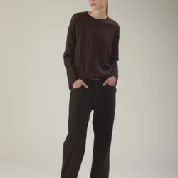 Maglia girocollo oversize in lana merino extrafine con spacco laterale e bottoni - Thumbnail Image 1