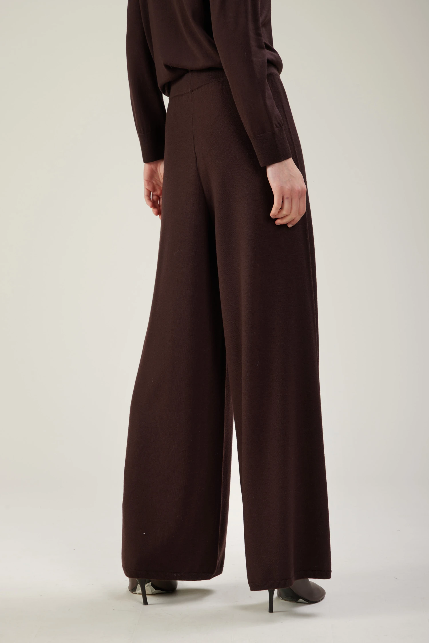Pantalone a palazzo in lana merino extrafine - immagine 3