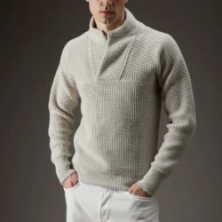Maglia a collo alto in lana con lavorazione a punto fantasia - Thumbnail Image 1